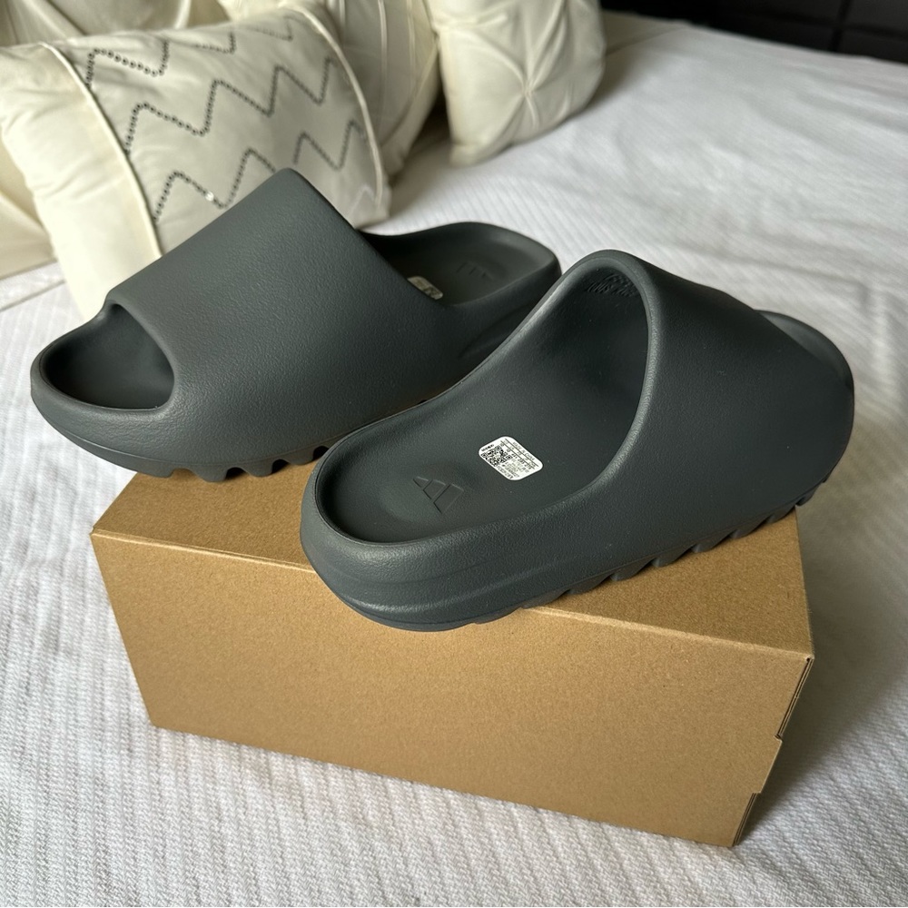 Yeezy Slides